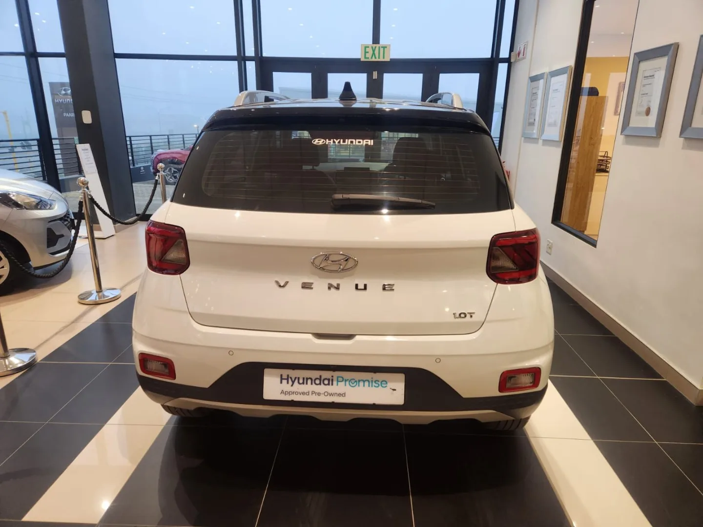 2021 Hyundai VENUE VENUE 1.0 TGDI FLUID M/T 2 TONE thumbnail 5