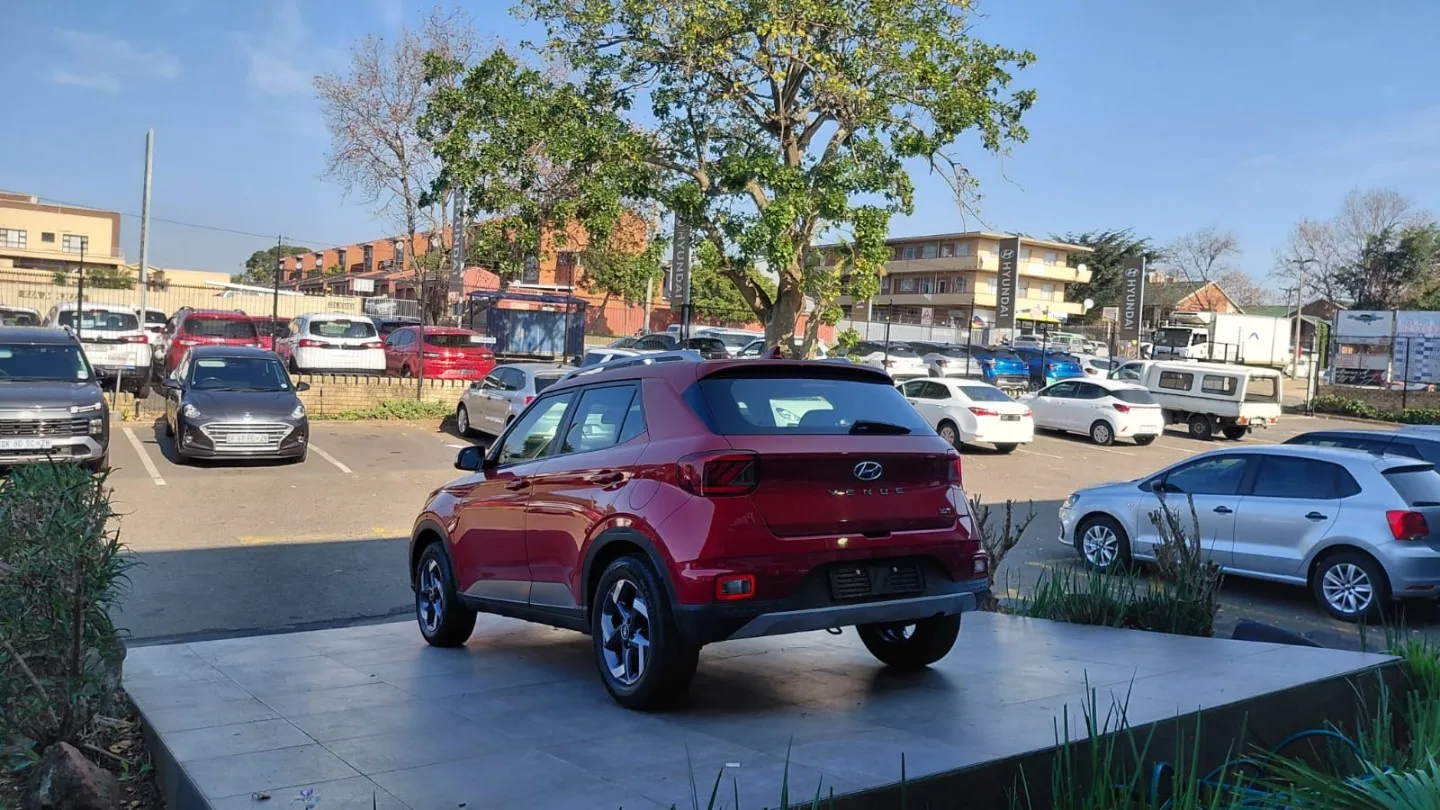 2022 Hyundai VENUE VENUE 1.0 TGDI FLUID M/T thumbnail 4