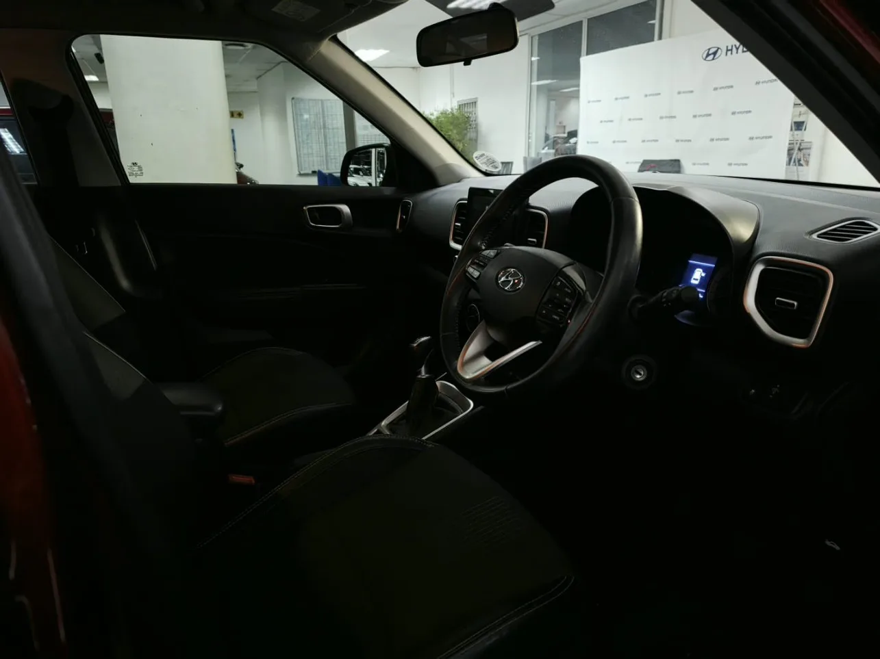 2020 Hyundai VENUE VENUE 1.0 TGDI FLUID DCT thumbnail 11