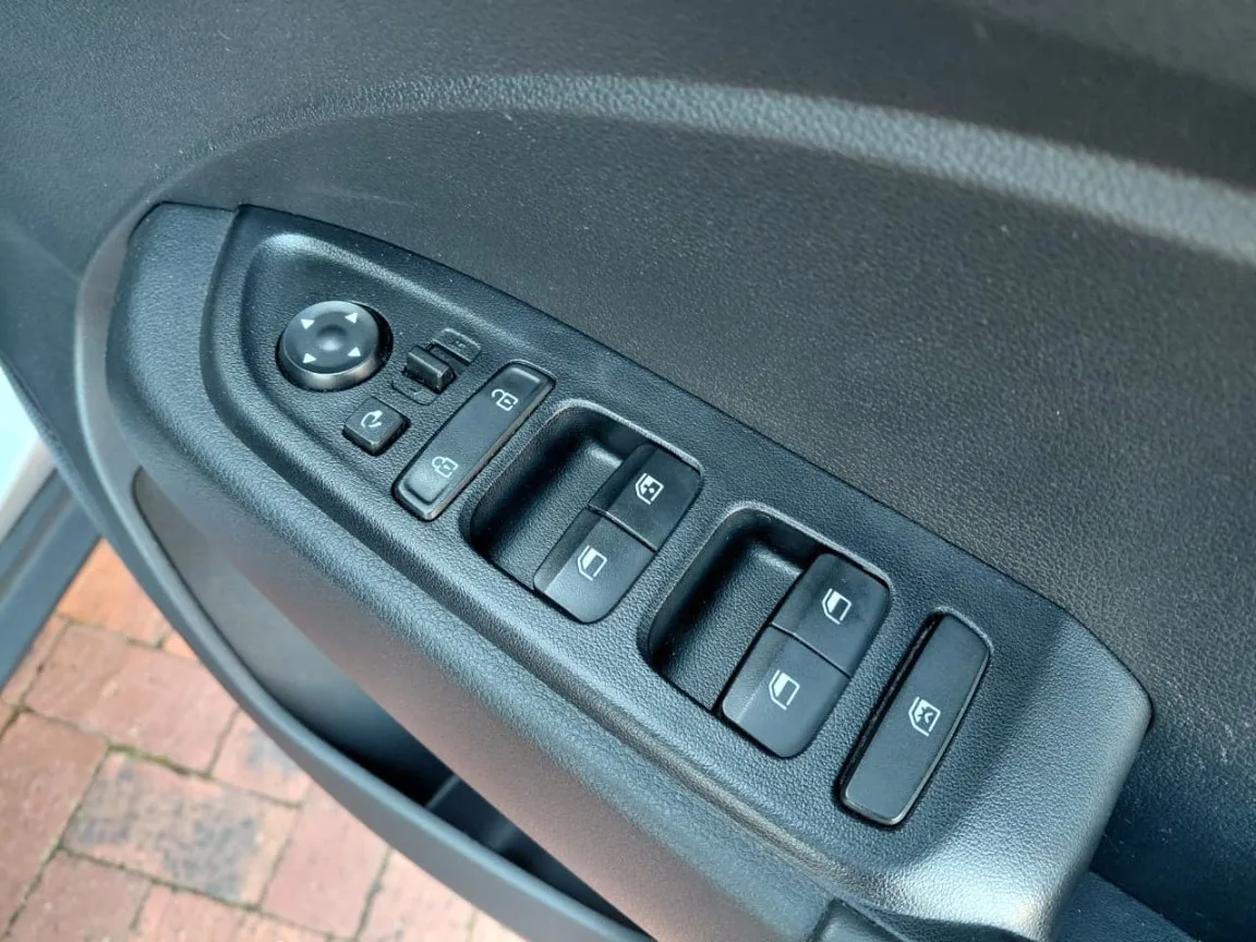 2020 Hyundai VENUE VENUE 1.0 TGDI FLUID DCT thumbnail 9