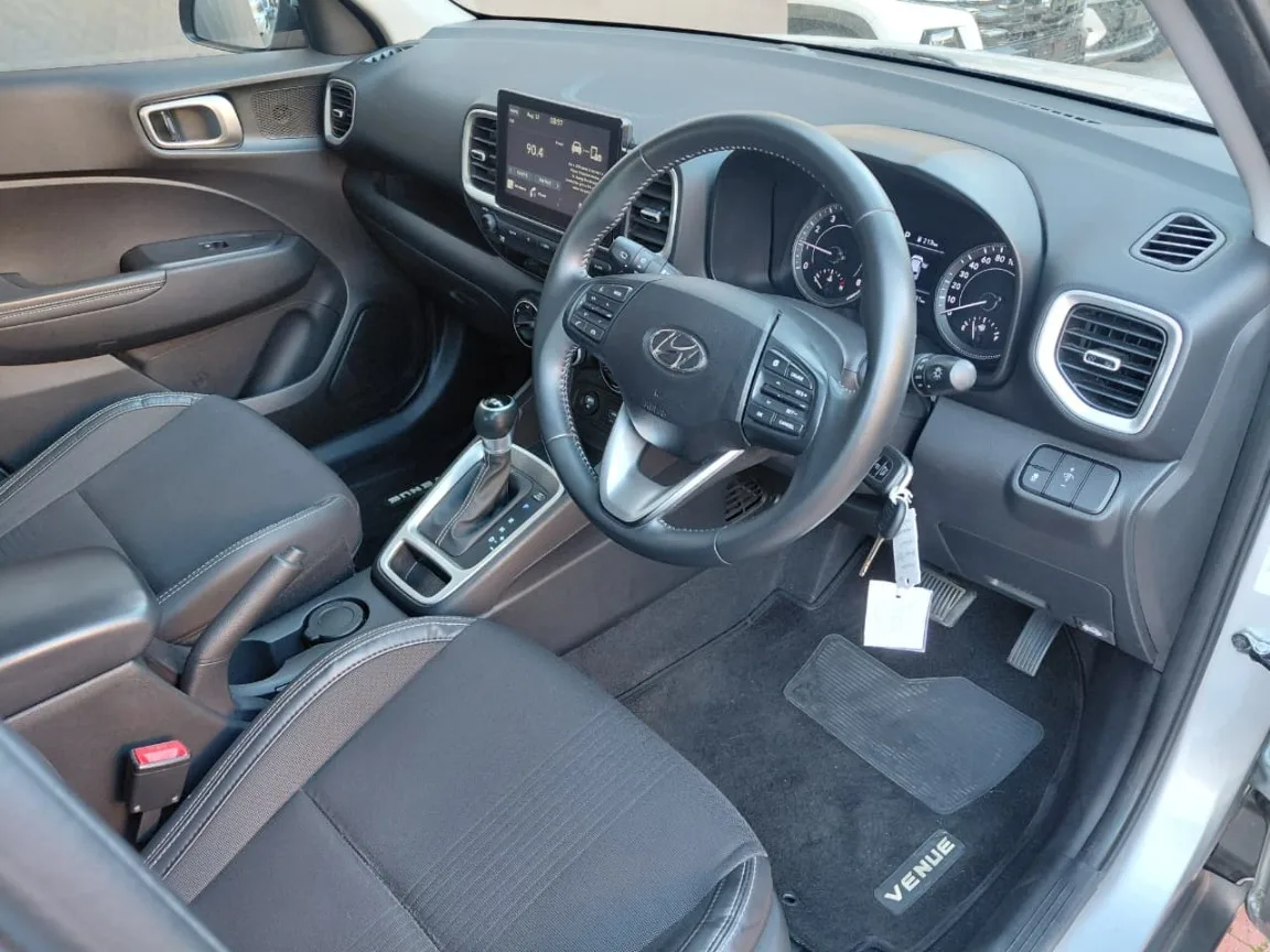 2020 Hyundai VENUE VENUE 1.0 TGDI FLUID DCT thumbnail 8