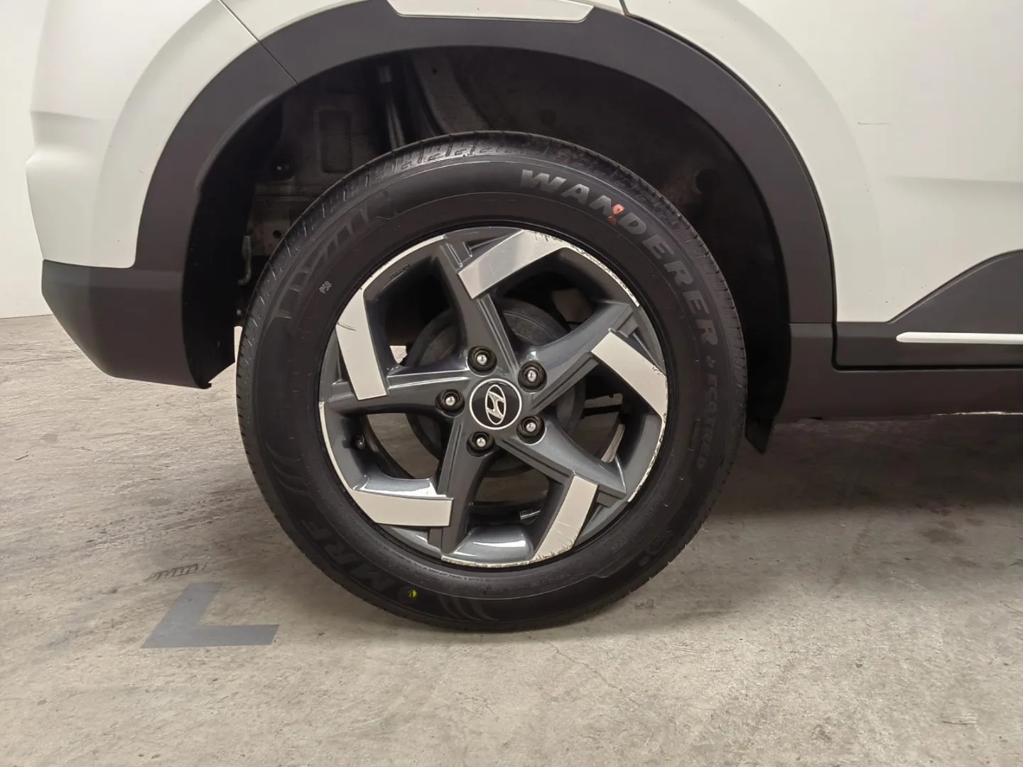 2020 Hyundai VENUE Venue Venue 1.0 Tgdi Fluid Dct thumbnail 8