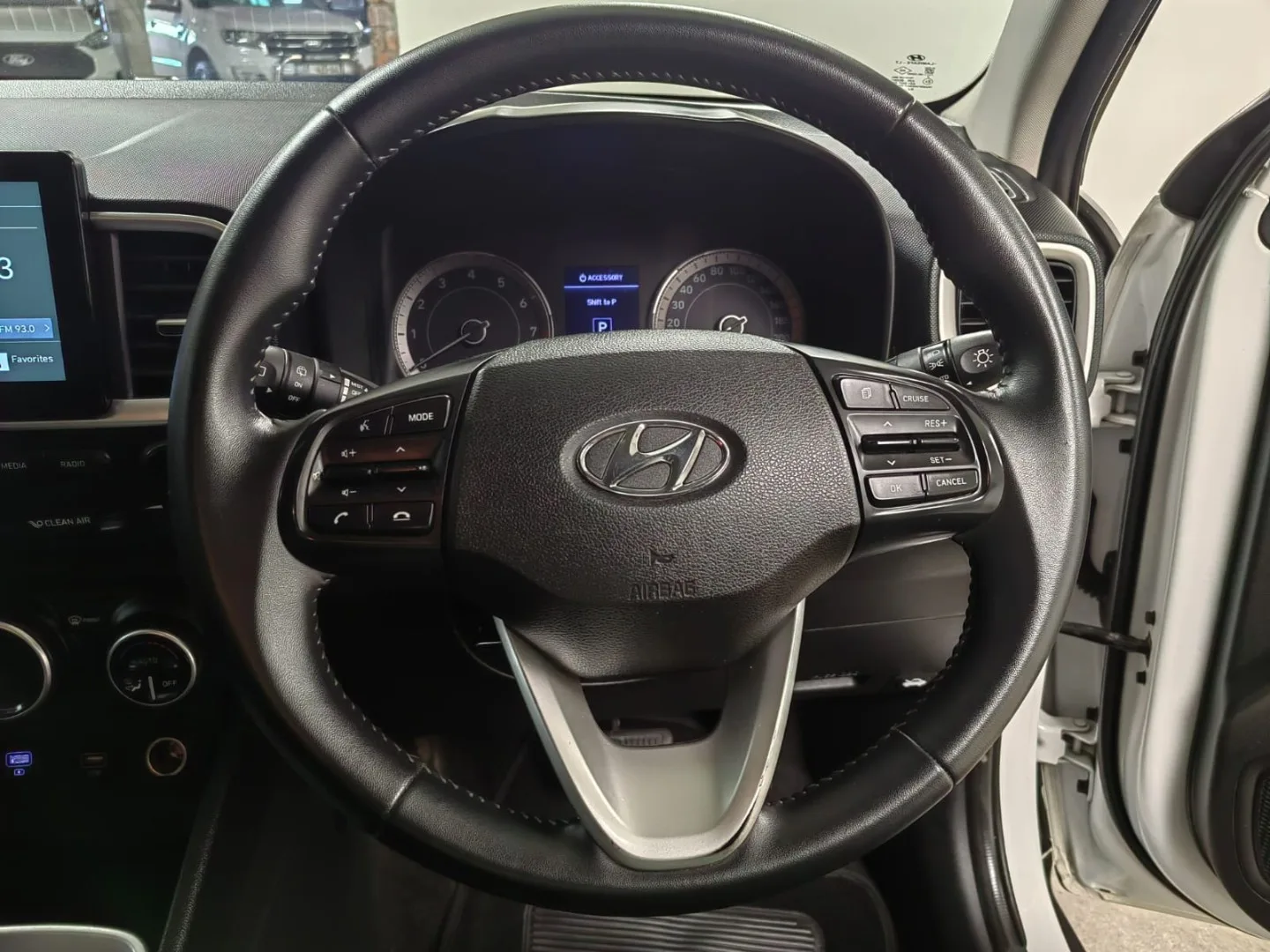 2020 Hyundai VENUE Venue Venue 1.0 Tgdi Fluid Dct thumbnail 10