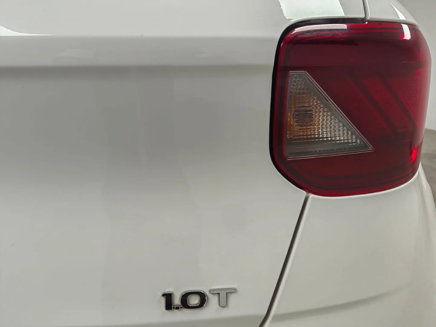 2020 Hyundai VENUE Venue Venue 1.0 Tgdi Fluid Dct thumbnail 7