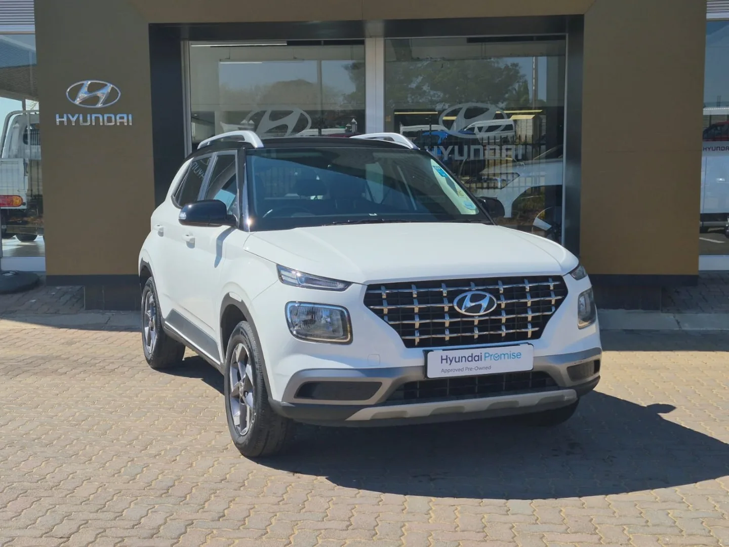 2022 Hyundai VENUE VENUE 1.0 TGDI FLUID DCT 2 TONE thumbnail 11