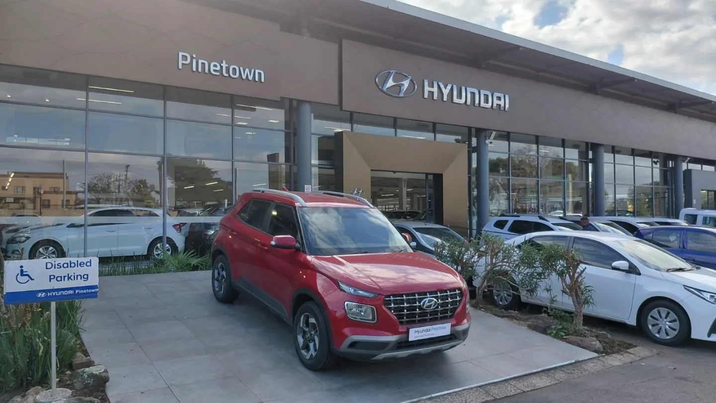 2023 Hyundai VENUE VENUE 1.0 TGDI FLUID DCT thumbnail 4