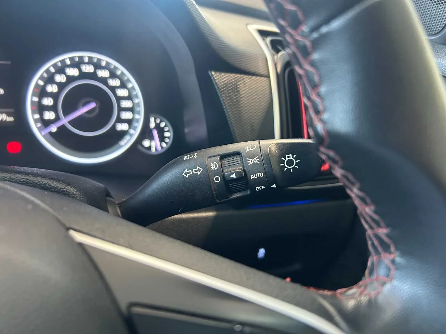 2021 Hyundai CRETA CRETA 1.4 TGDI EXECUTIVE DCT 2 TONE thumbnail 15
