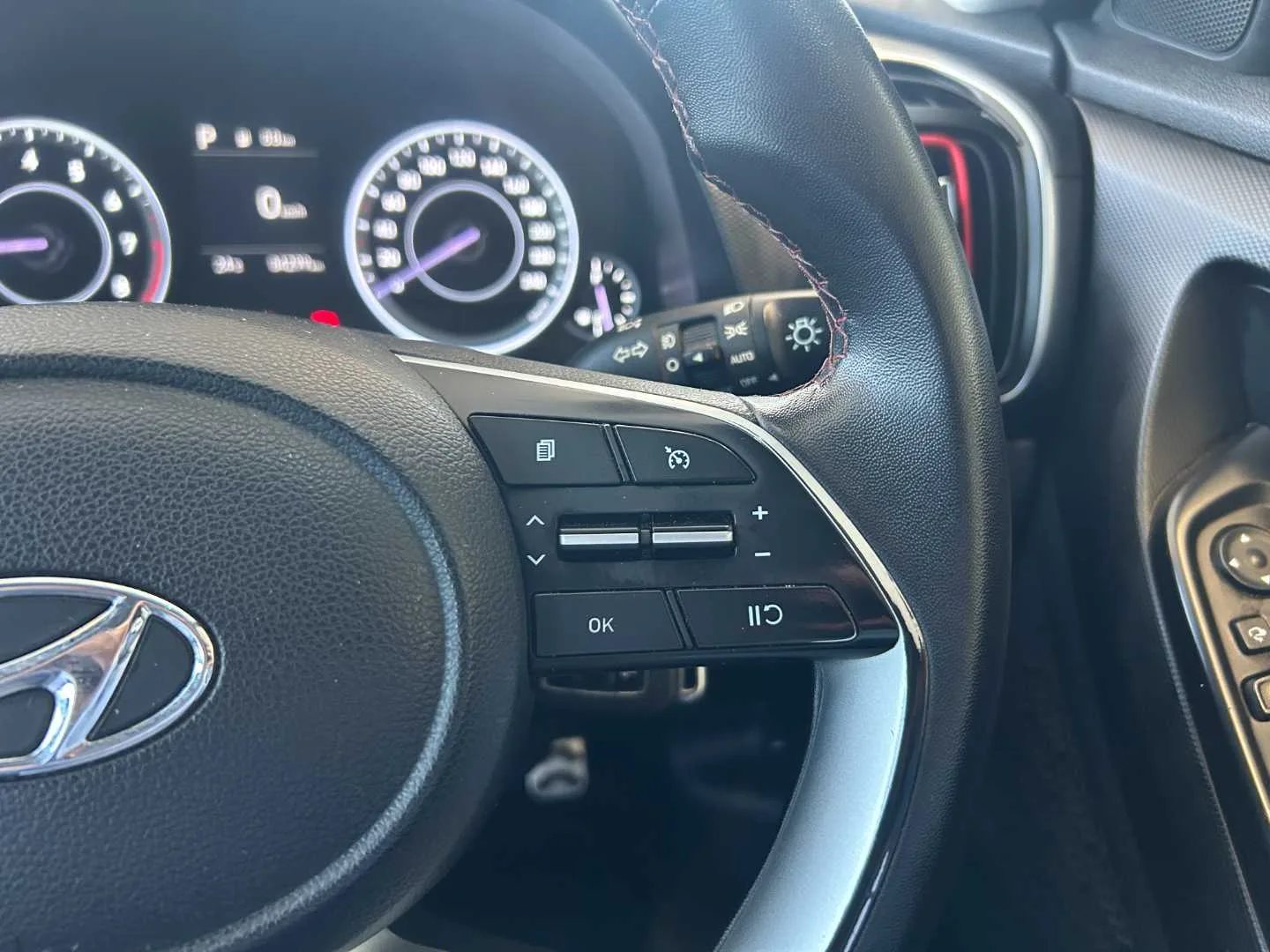 2021 Hyundai CRETA CRETA 1.4 TGDI EXECUTIVE DCT 2 TONE thumbnail 14