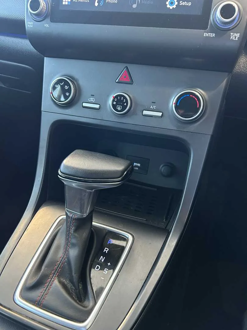 2021 Hyundai CRETA CRETA 1.4 TGDI EXECUTIVE DCT 2 TONE thumbnail 21