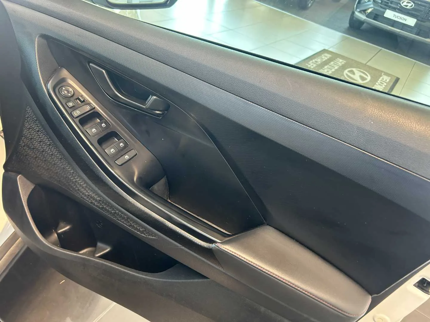 2021 Hyundai CRETA CRETA 1.4 TGDI EXECUTIVE DCT 2 TONE thumbnail 18