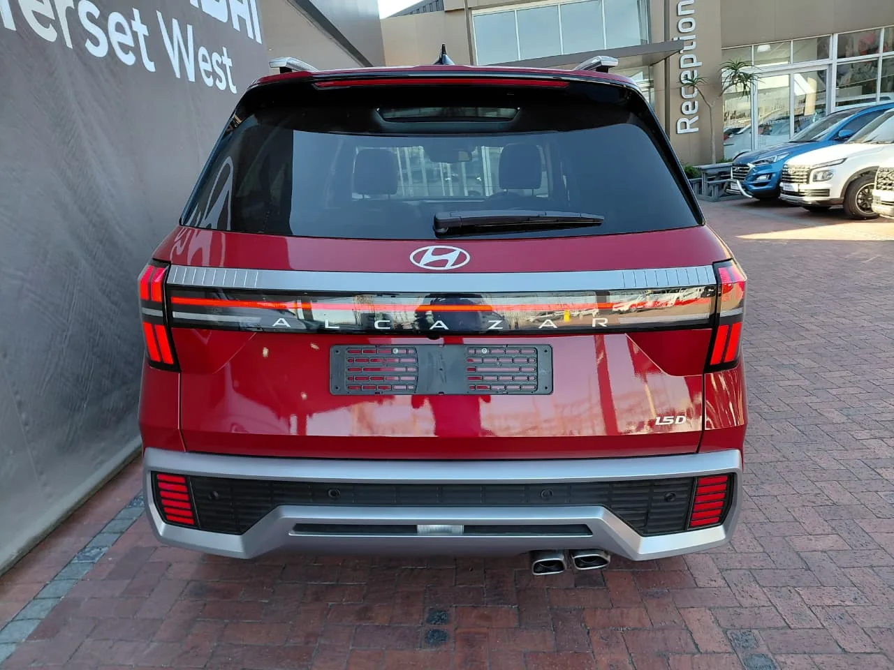 2025 Hyundai ALCAZAR ALCAZAR 1.5 ELITE DIESEL AT 7STR thumbnail 7