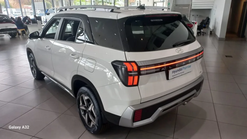 2026 Hyundai ALCAZAR ALCAZAR 1.5 EXECUTIVE DIESEL AT 7STR thumbnail 6