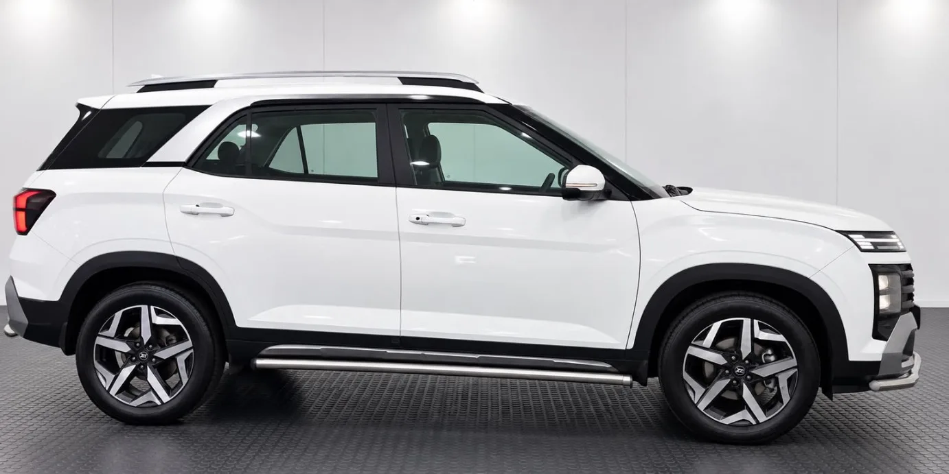 2026 Hyundai ALCAZAR ALCAZAR 1.5 EXECUTIVE DIESEL AT 7STR thumbnail 5