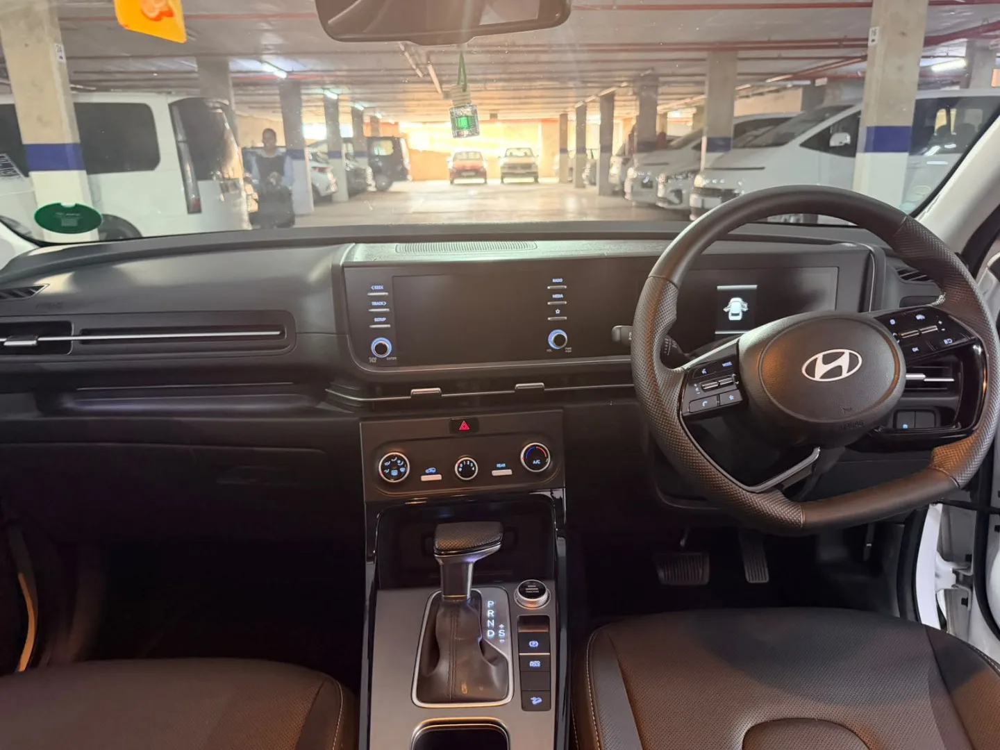 2026 Hyundai ALCAZAR ALCAZAR 1.5 EXECUTIVE DIESEL AT 7STR thumbnail 7
