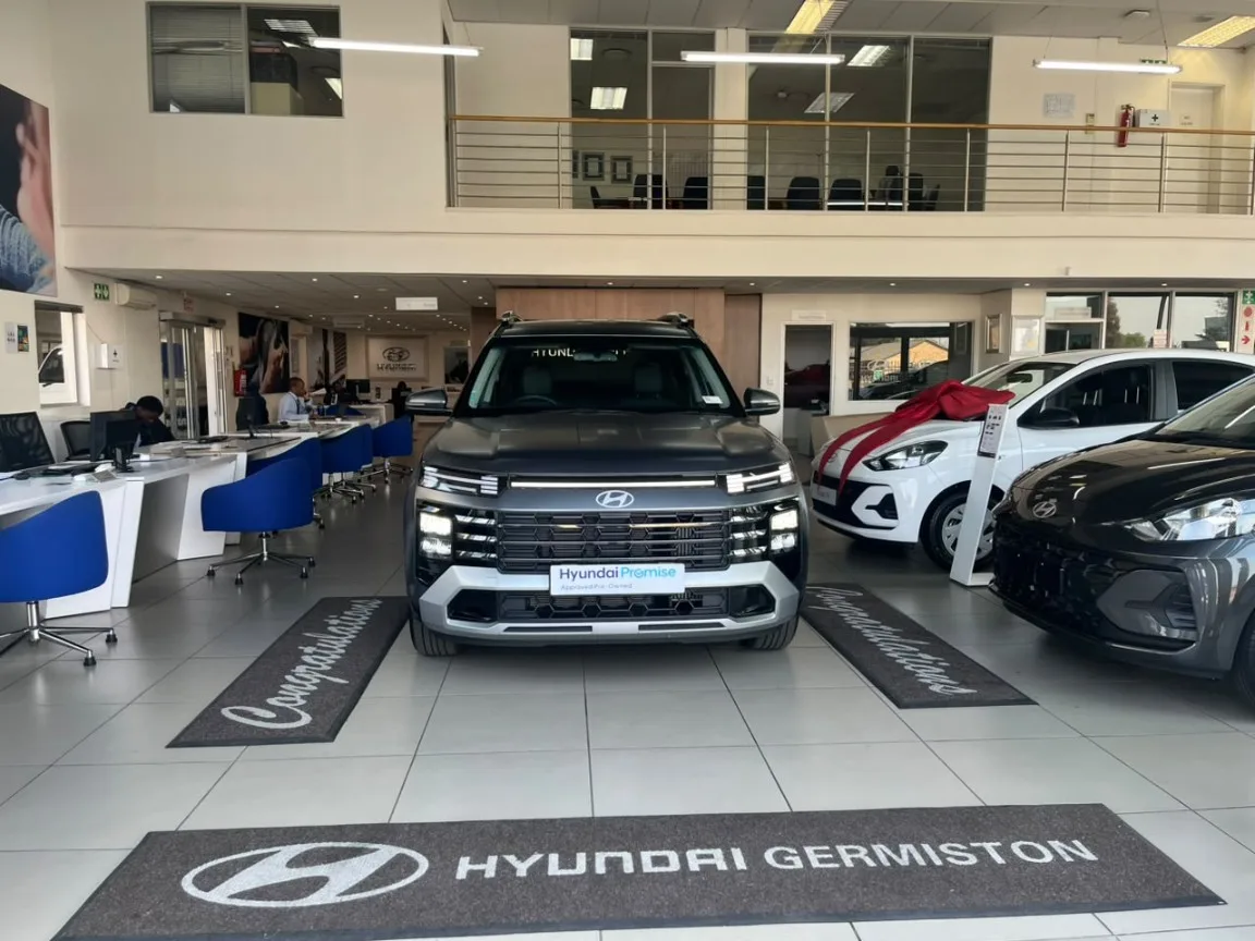 2026 Hyundai ALCAZAR ALCAZAR 1.5 EXECUTIVE DIESEL AT 7STR thumbnail 3