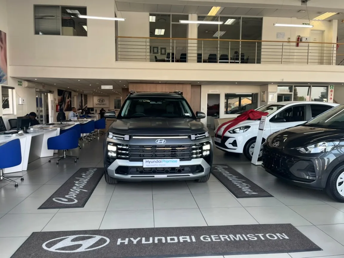 2026 Hyundai ALCAZAR ALCAZAR 1.5 EXECUTIVE DIESEL AT 7STR image 1
