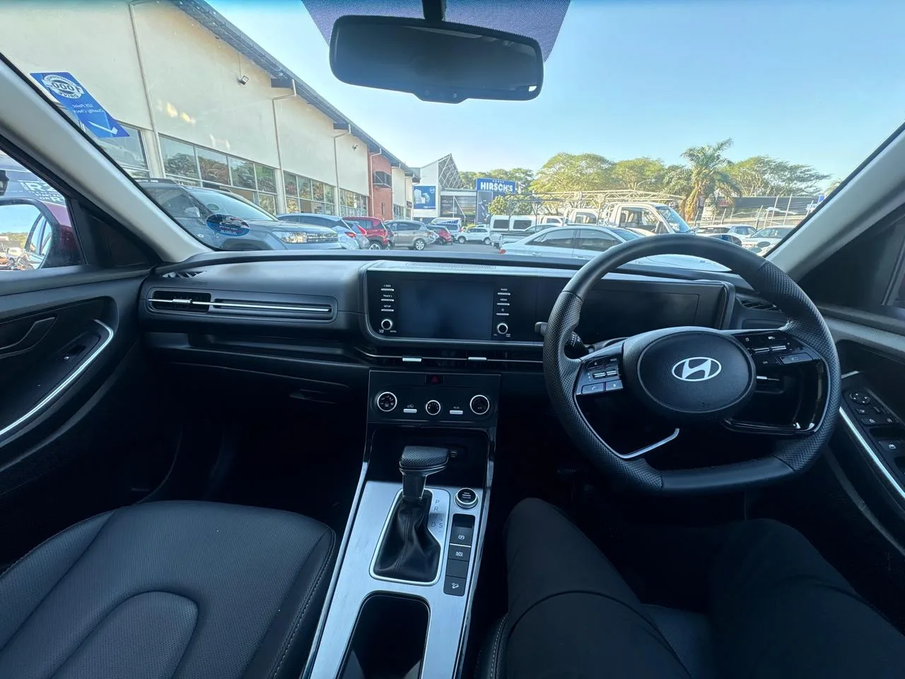 2025 Hyundai ALCAZAR ALCAZAR 1.5 EXECUTIVE DIESEL AT 7STR thumbnail 11