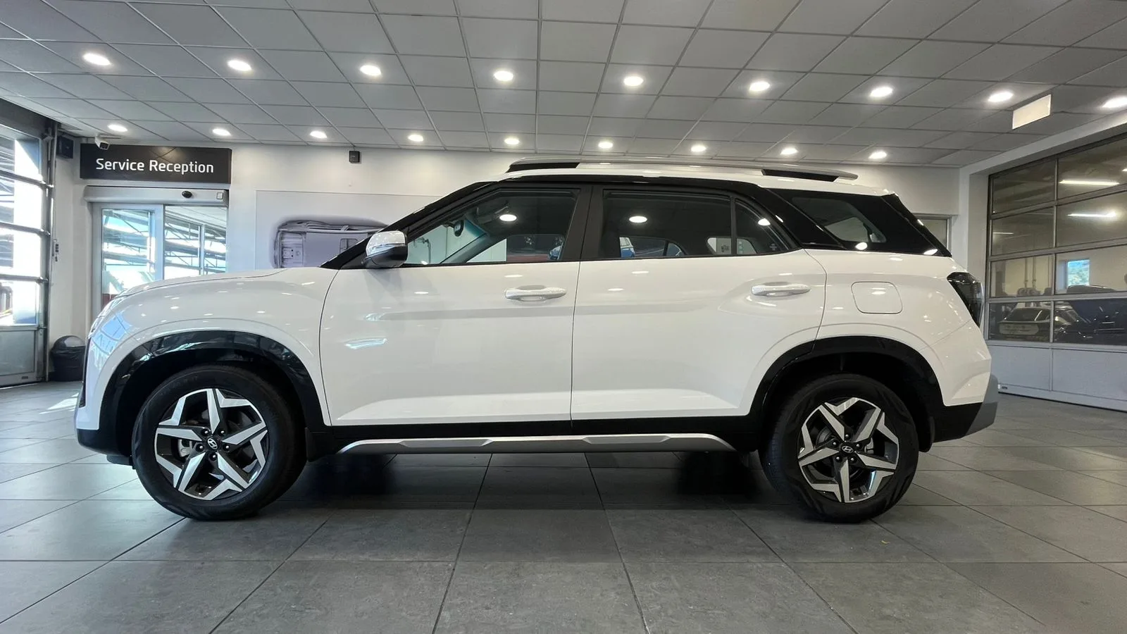 2025 Hyundai ALCAZAR ALCAZAR 1.5 EXECUTIVE DIESEL AT 7STR thumbnail 10