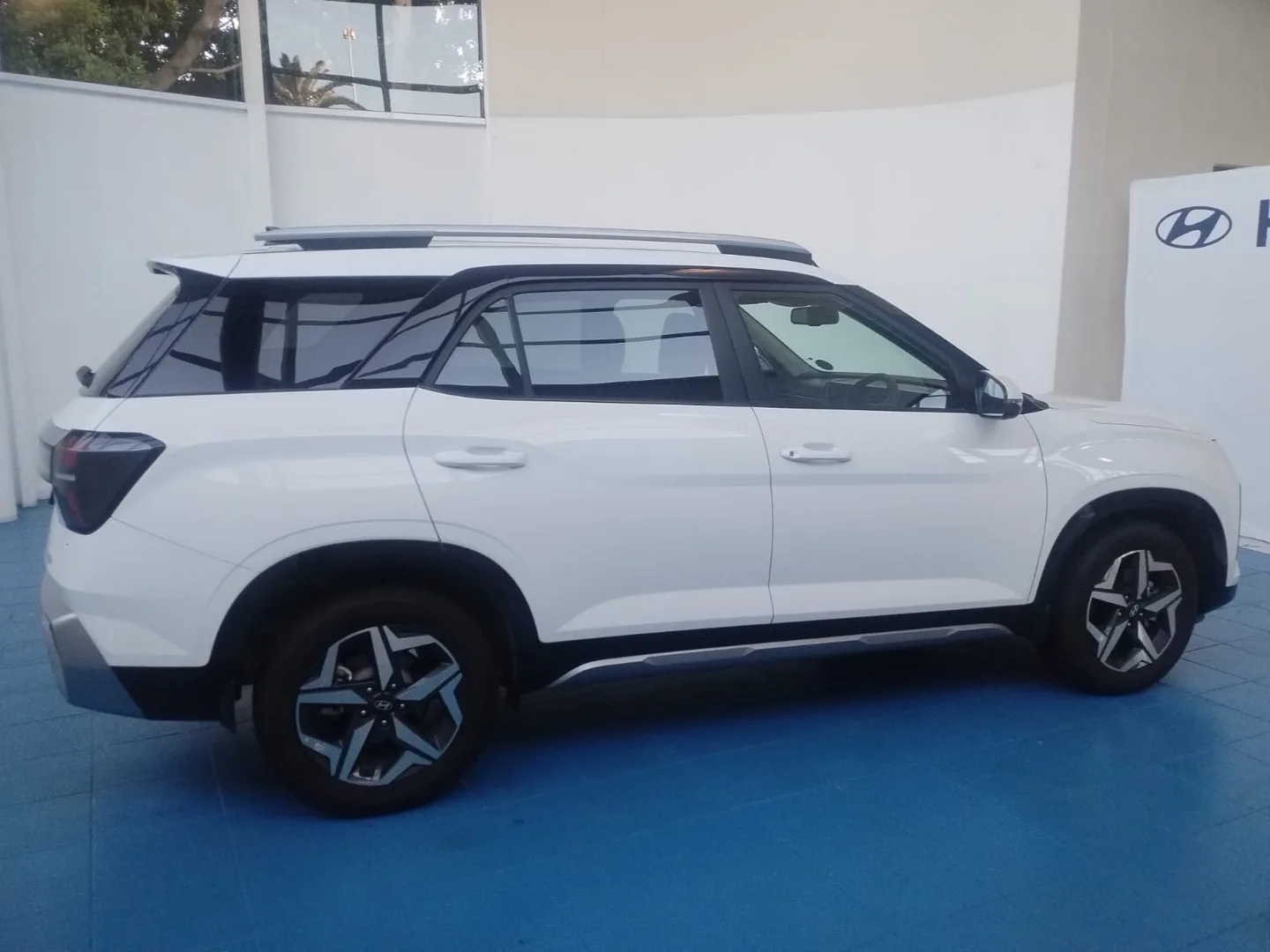 2025 Hyundai ALCAZAR ALCAZAR 1.5 EXECUTIVE DIESEL AT 7STR thumbnail 2