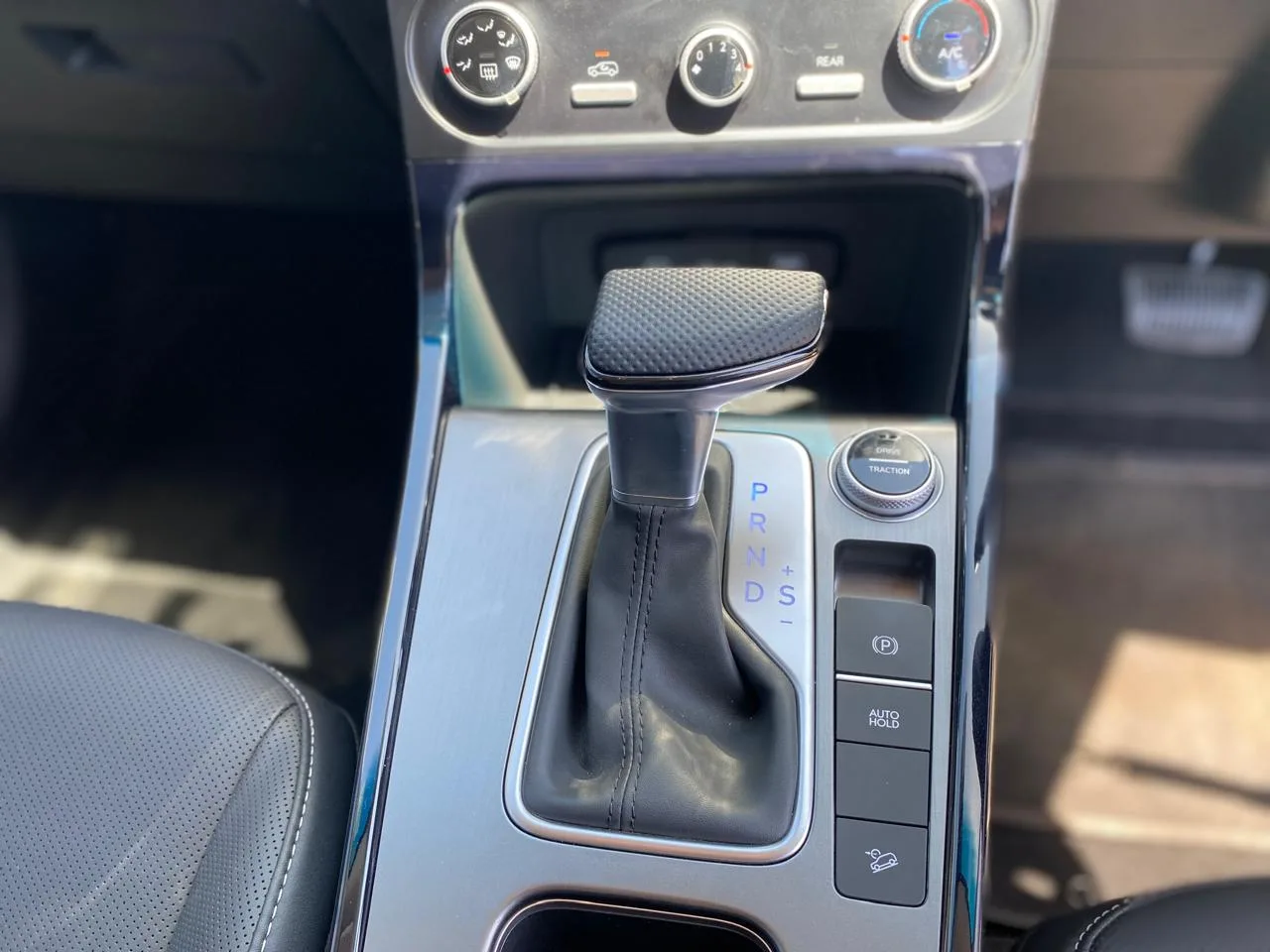 2025 Hyundai ALCAZAR ALCAZAR 1.5 EXECUTIVE DIESEL AT 7STR thumbnail 6
