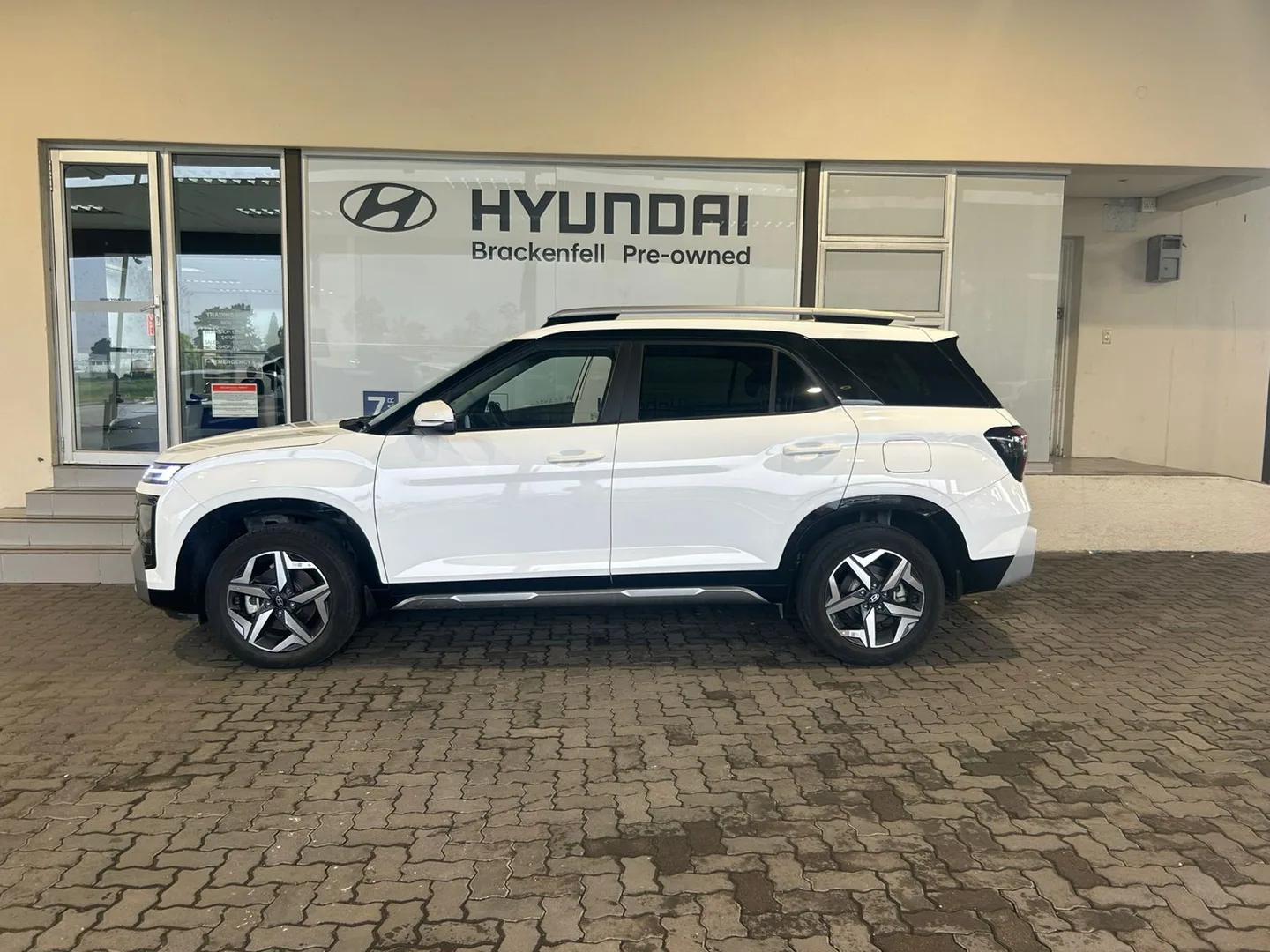 2025 Hyundai ALCAZAR ALCAZAR 1.5 EXECUTIVE DIESEL AT 7STR thumbnail 2