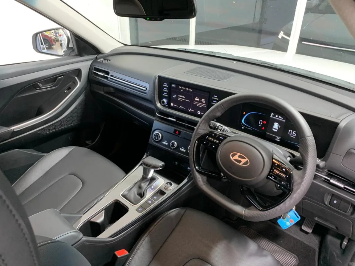 2025 Hyundai CRETA ALCAZAR 1.5 EXECUTIVE DIESEL AT 7STR thumbnail 10