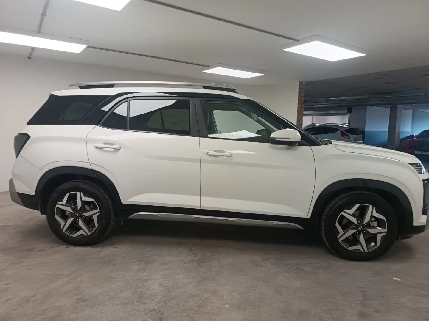 2025 Hyundai ALCAZAR ALCAZAR 1.5 EXECUTIVE DIESEL AT 7STR thumbnail 2