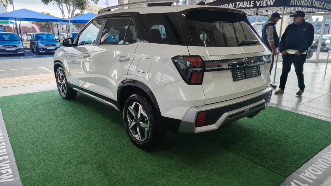 2025 Hyundai ALCAZAR ALCAZAR 1.5 EXECUTIVE DIESEL AT 7STR thumbnail 4