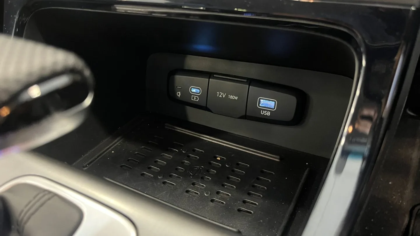 2025 Hyundai CRETA ALCAZAR 1.5 EXECUTIVE DIESEL AT 7STR thumbnail 24