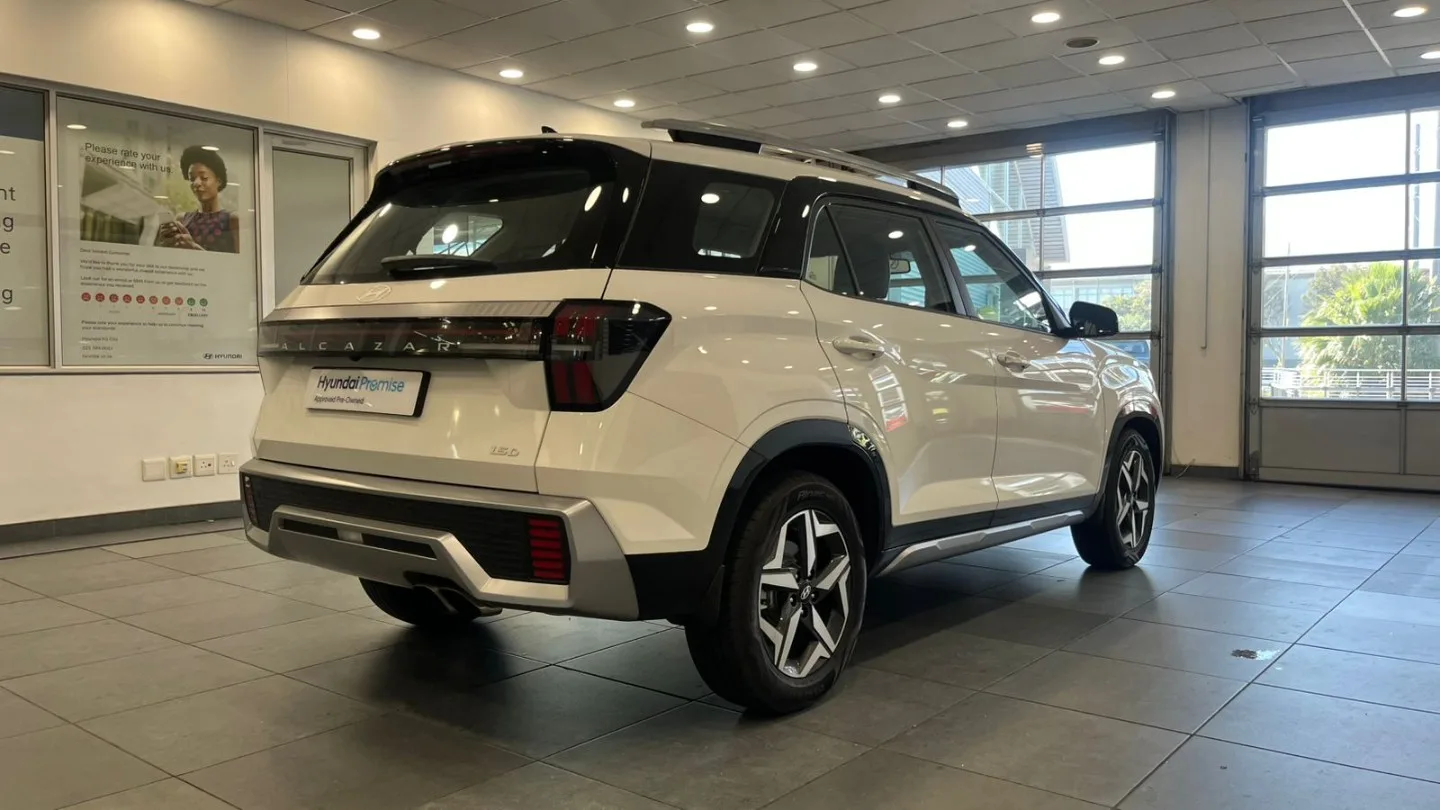 2025 Hyundai CRETA ALCAZAR 1.5 EXECUTIVE DIESEL AT 7STR thumbnail 9