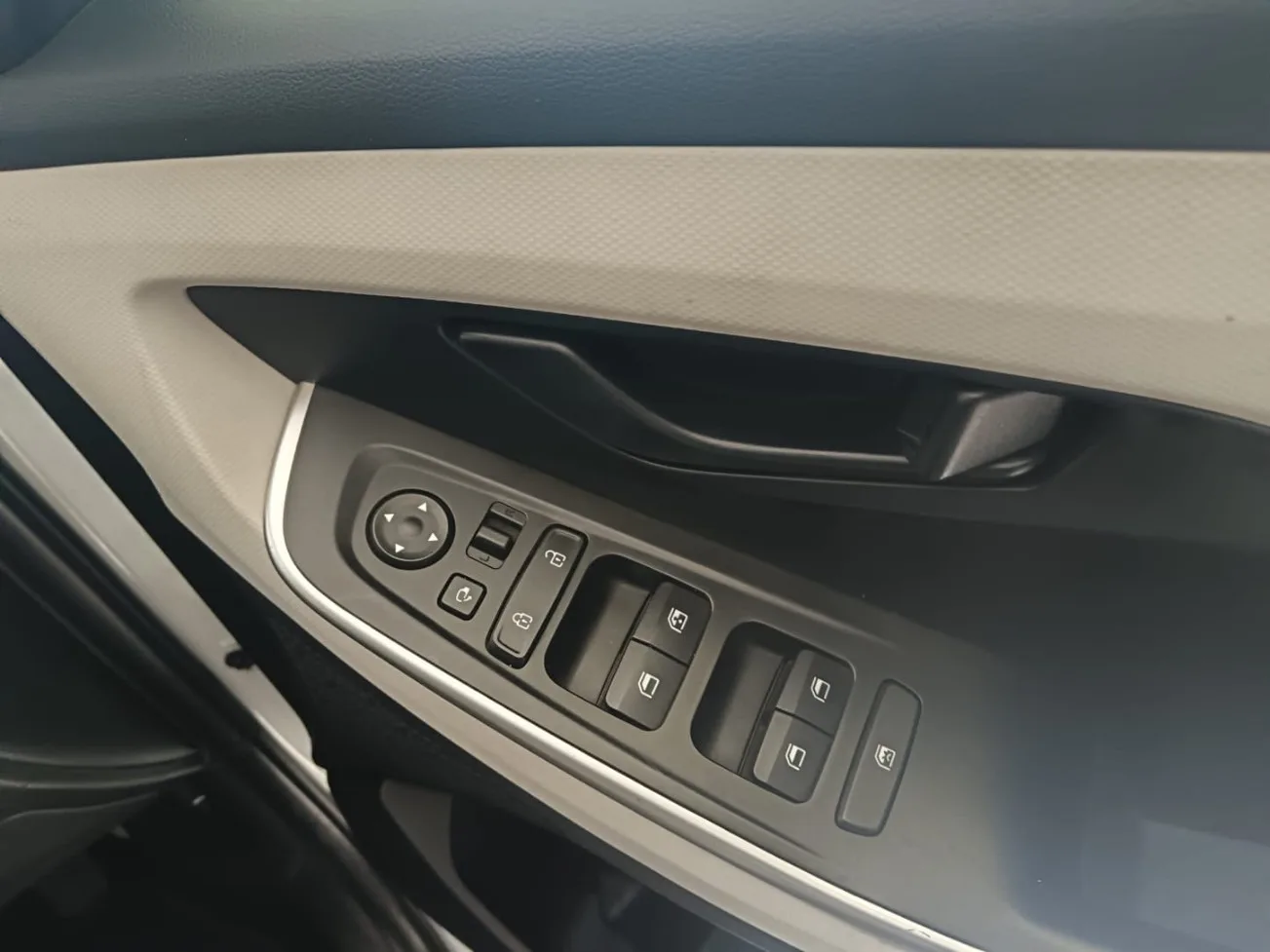 2023 Hyundai GRAND CRETA GRAND CRETA 2.0 EXEC 7STR MT thumbnail 17