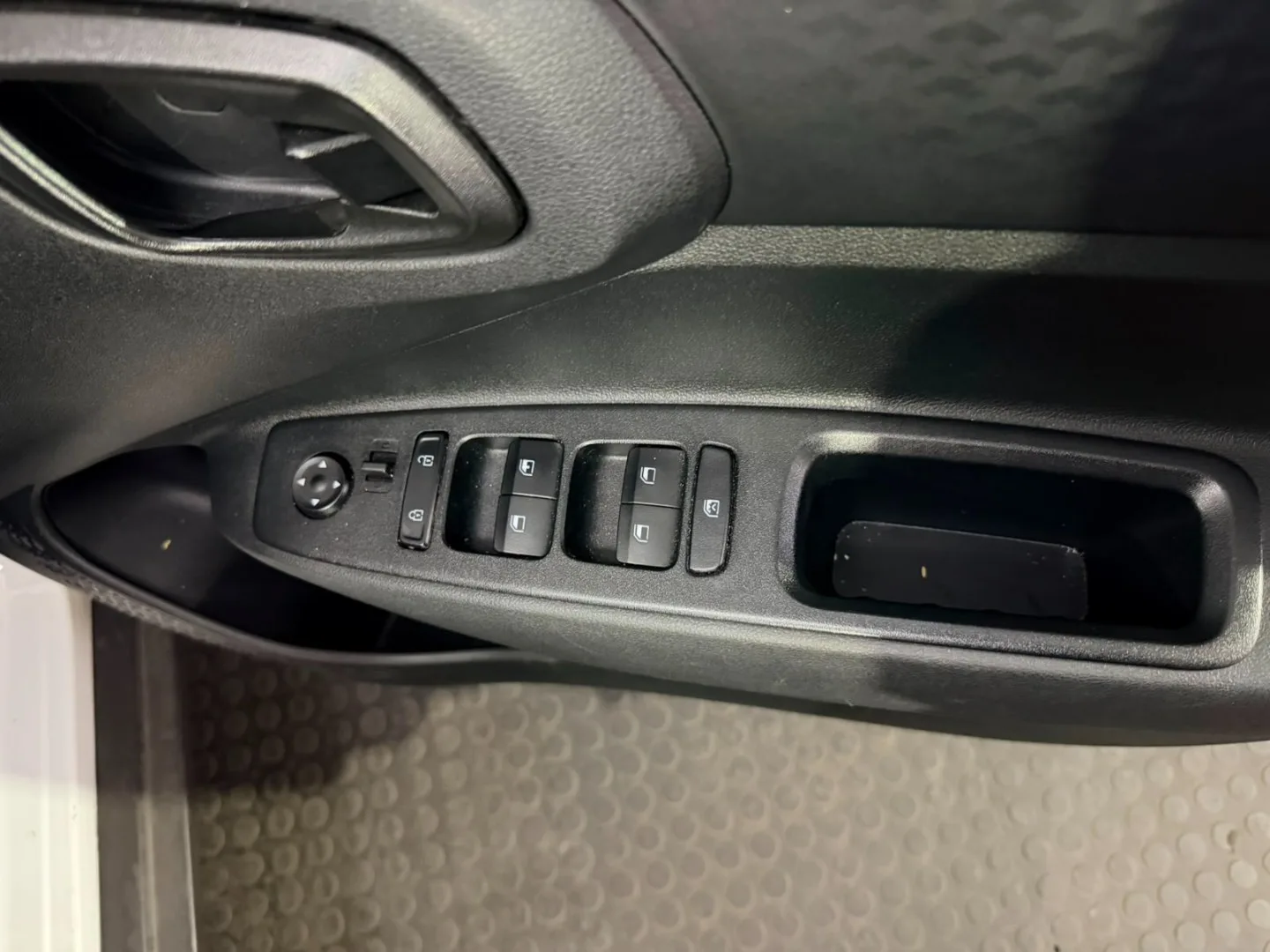 2022 Hyundai GRAND CRETA GRAND CRETA 2.0 ELITE 7STR AT thumbnail 8