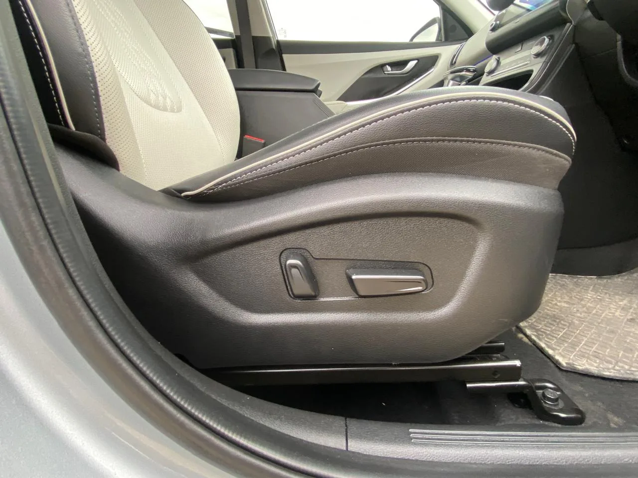 2024 Hyundai GRAND CRETA GRAND CRETA 2.0 ELITE 7STR AT thumbnail 3