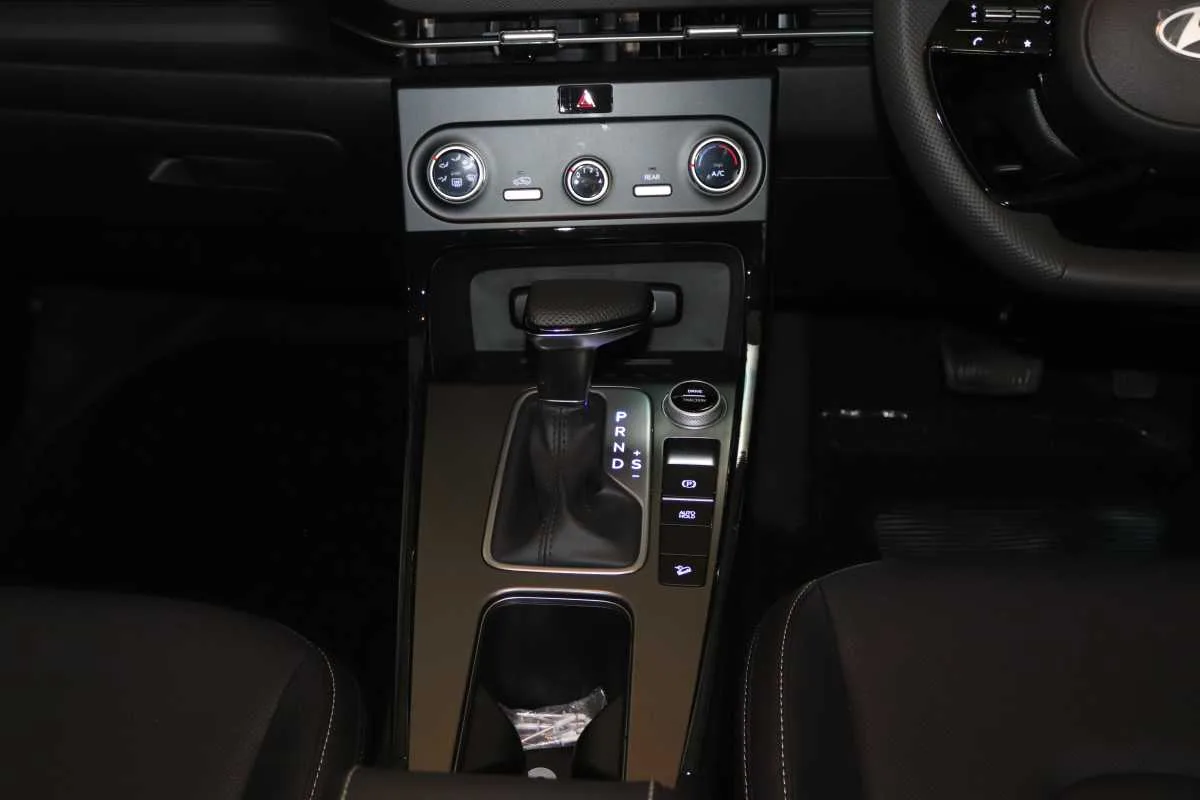 2026 Hyundai ALCAZAR ALCAZAR 2.0 EXECUTIVE A/T thumbnail 9