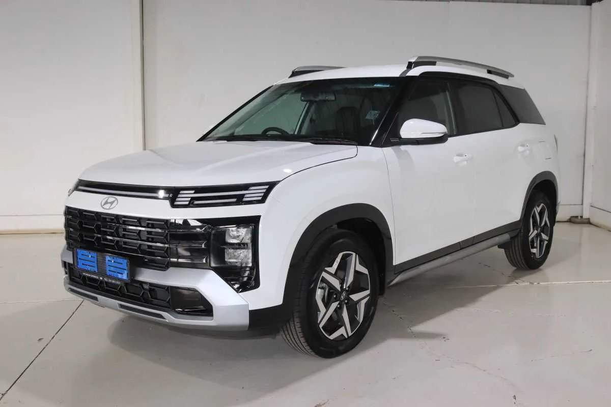 2026 Hyundai ALCAZAR ALCAZAR 2.0 EXECUTIVE A/T image 1
