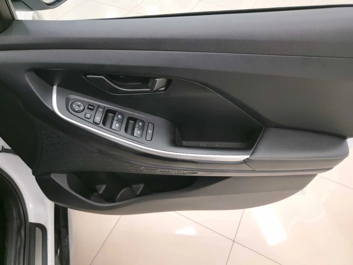 2026 Hyundai ALCAZAR ALCAZAR 2.0 EXECUTIVE A/T thumbnail 12