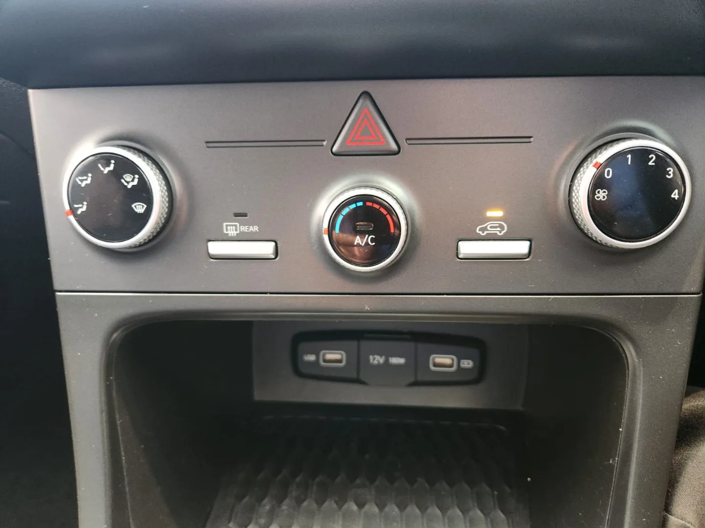 2023 Hyundai CRETA CRETA 1.5 PREMIUM MT MY22 thumbnail 11