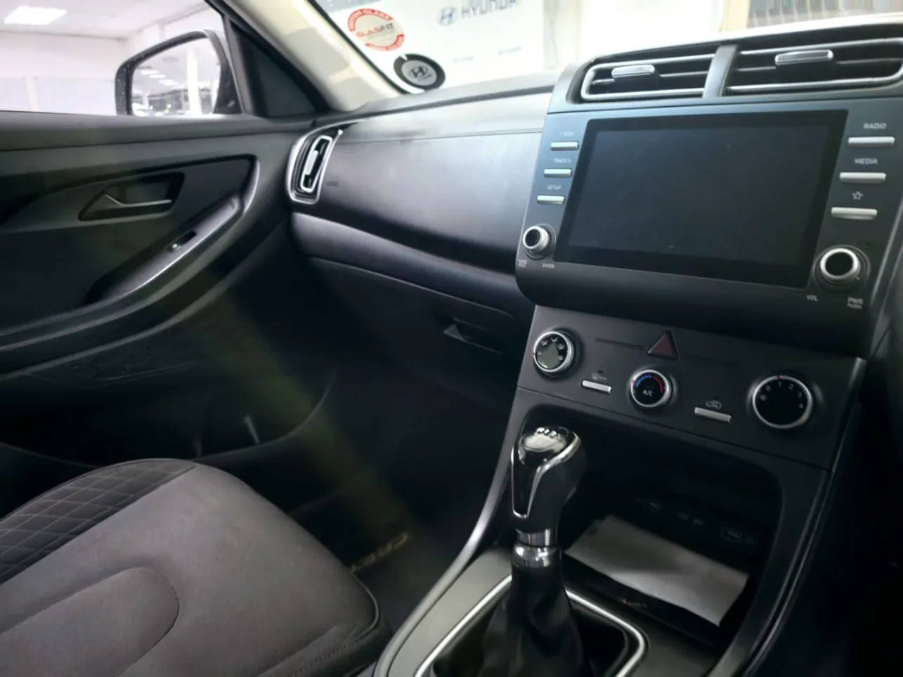 2023 Hyundai CRETA CRETA 1.5 PREMIUM MT MY23 thumbnail 16