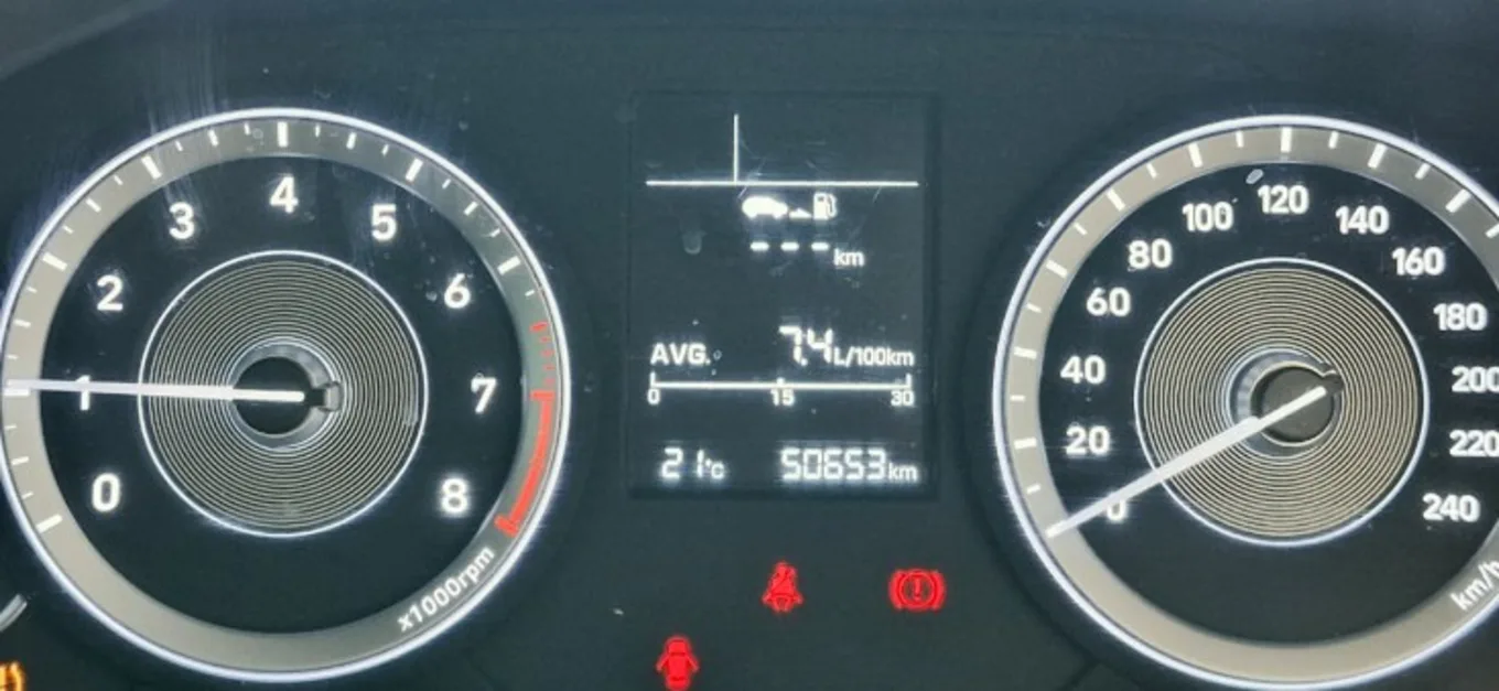 2024 Hyundai CRETA CRETA 1.5 PREMIUM MT MY22 thumbnail 12