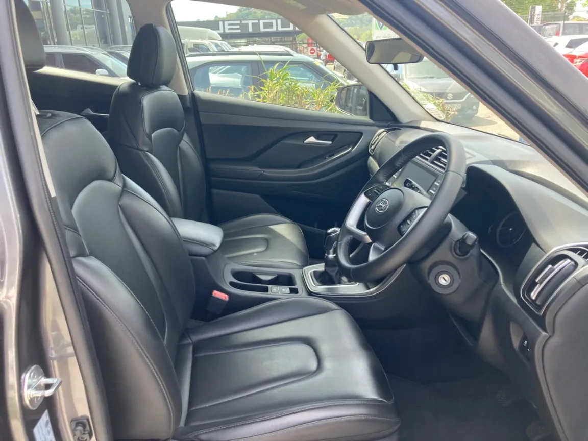 2024 Hyundai CRETA CRETA 1.5 PREMIUM M/T thumbnail 10