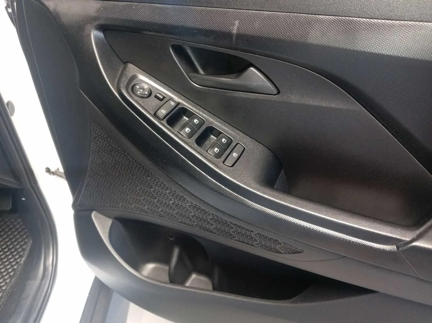 2023 Hyundai CRETA CRETA 1.5 PREMIUM IVT MY22 thumbnail 19