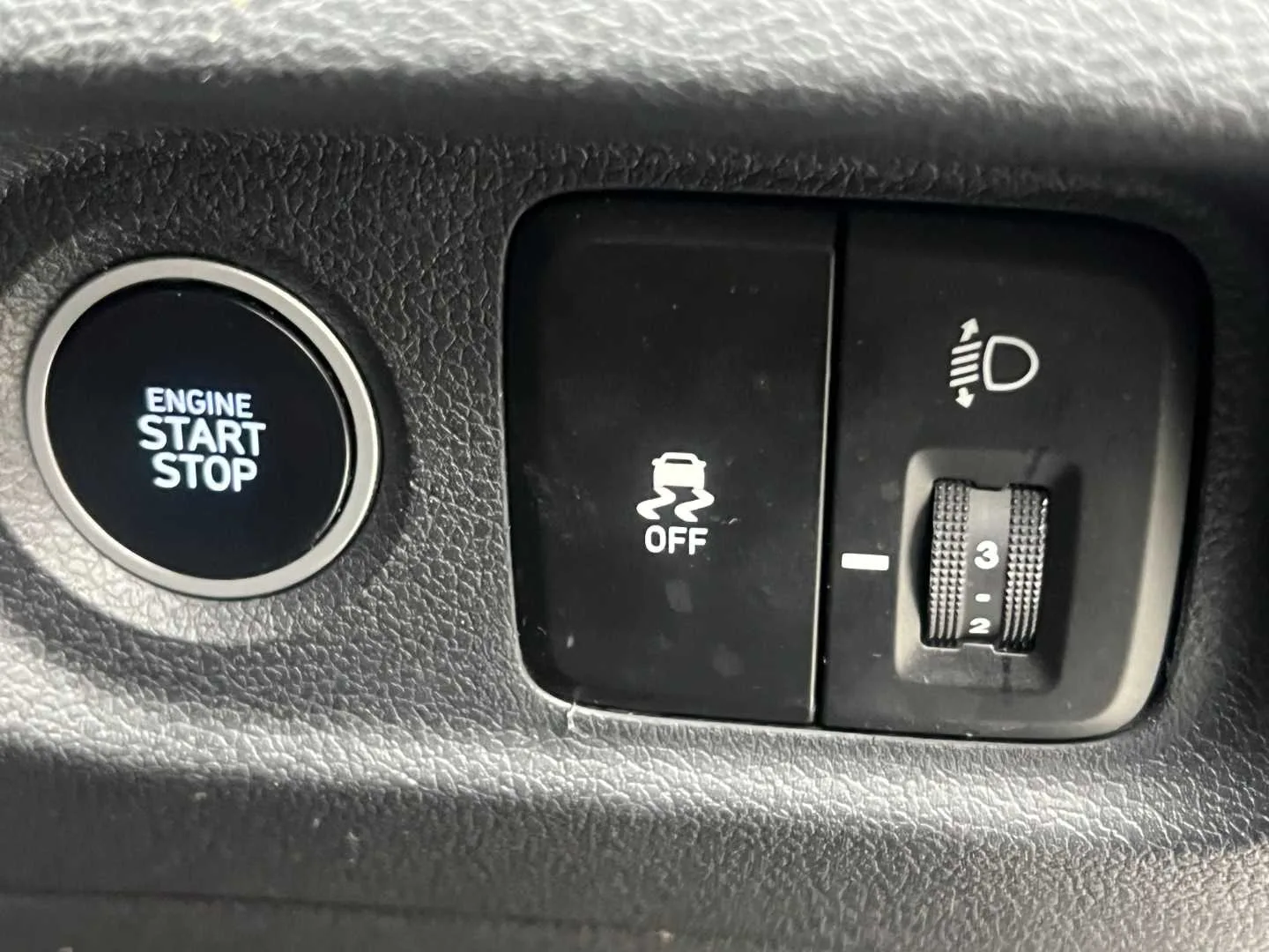 2025 Hyundai CRETA CRETA 1.5 PREMIUM IVT thumbnail 7