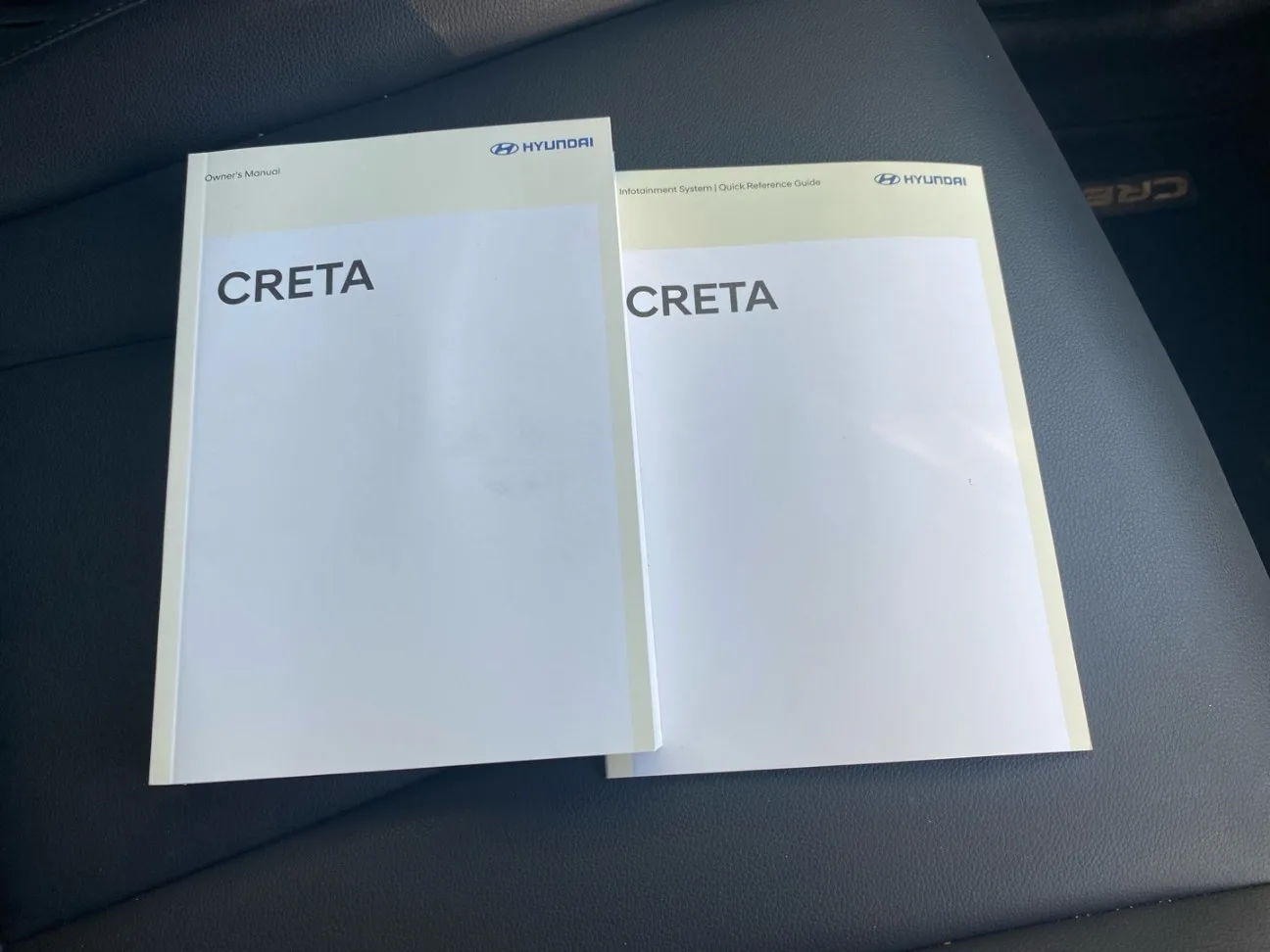 2026 Hyundai CRETA CRETA 1.5 PREMIUM IVT MY24 thumbnail 14