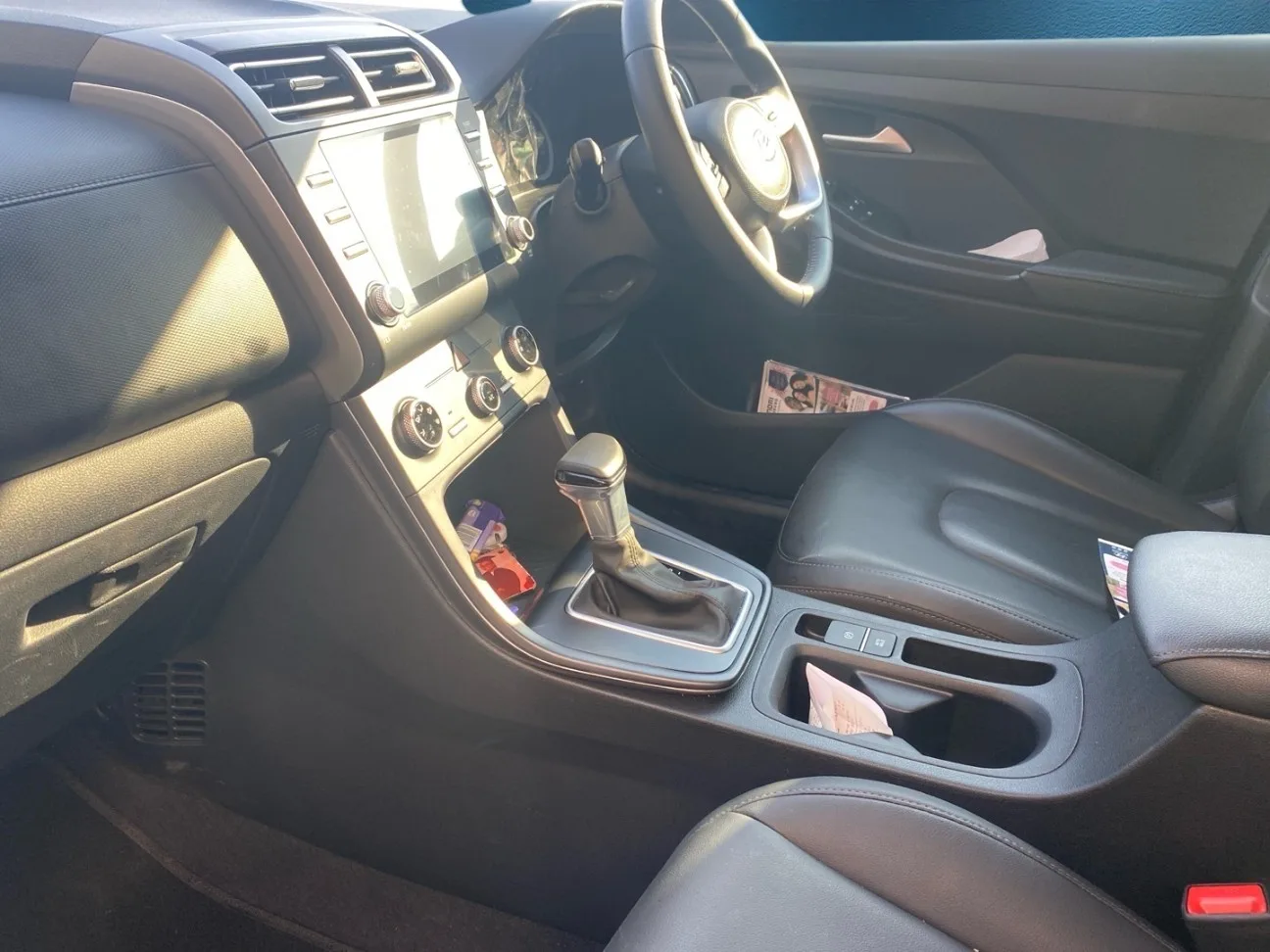 2026 Hyundai CRETA CRETA 1.5 PREMIUM IVT MY24 thumbnail 23