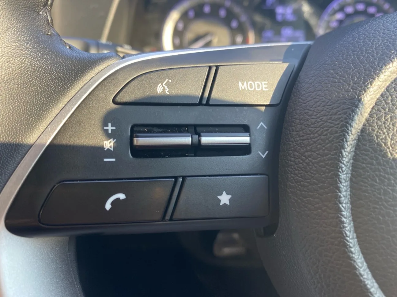 2026 Hyundai CRETA CRETA 1.5 PREMIUM IVT MY24 thumbnail 18