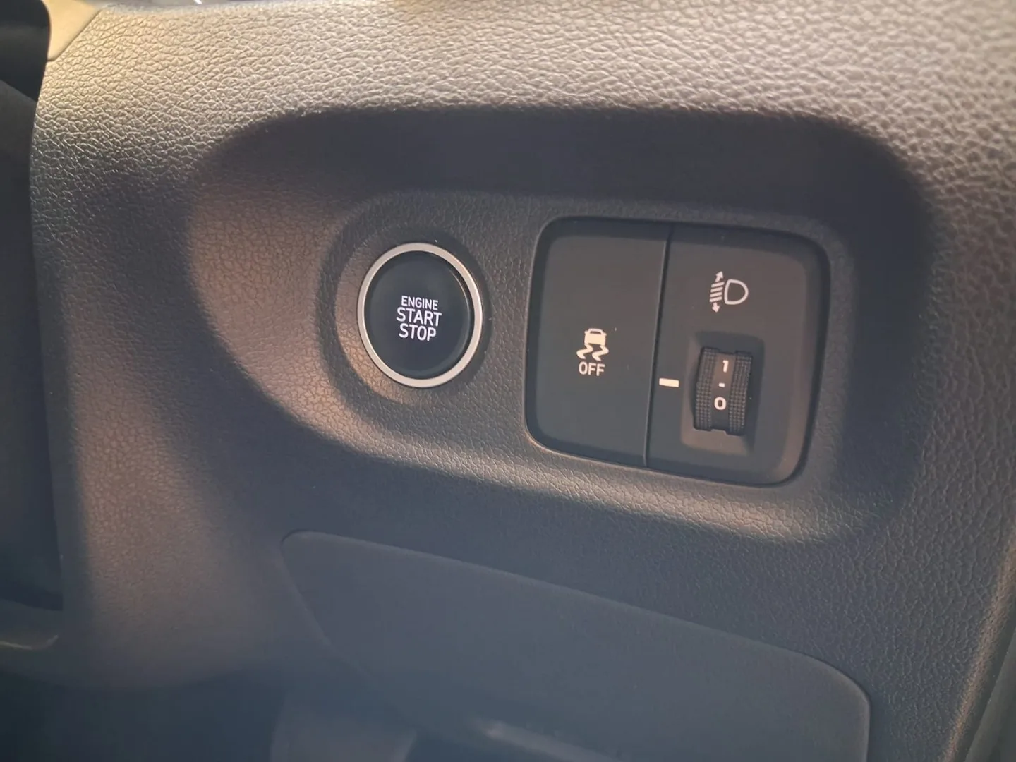 2026 Hyundai CRETA CRETA 1.5 PREMIUM IVT MY24 thumbnail 10