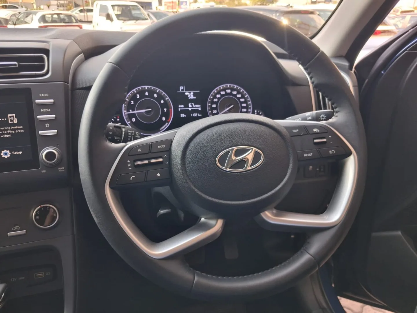 2026 Hyundai CRETA CRETA 1.5 PREMIUM IVT MY24 thumbnail 6