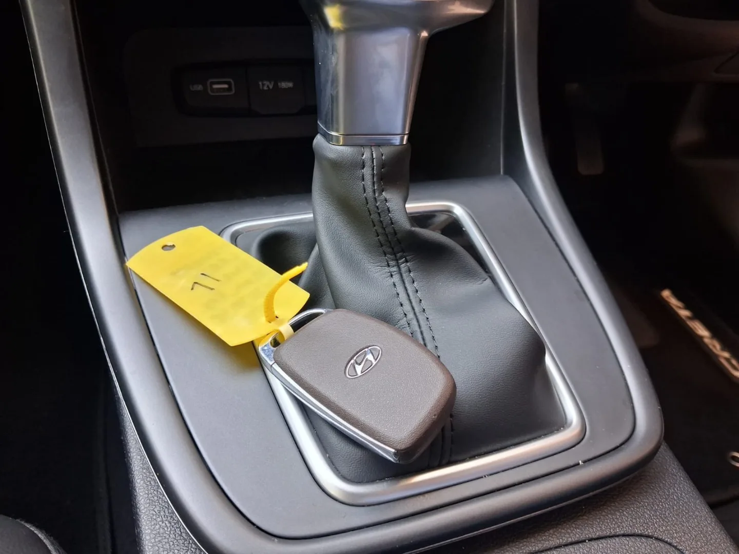 2026 Hyundai CRETA CRETA 1.5 PREMIUM IVT MY24 thumbnail 8