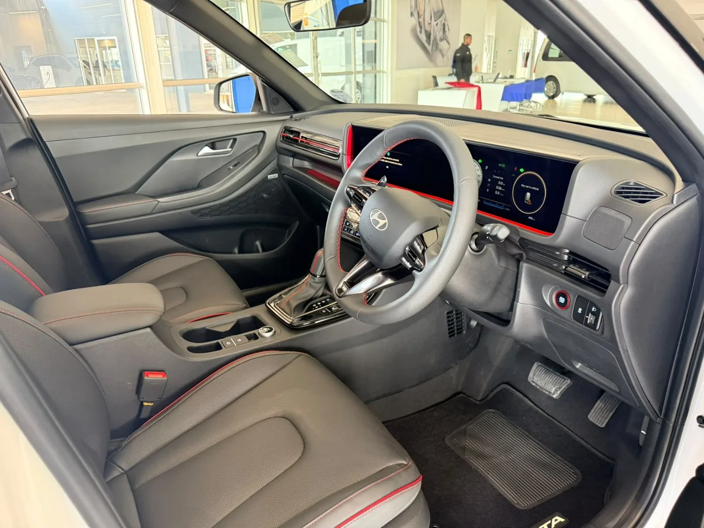 2026 Hyundai CRETA CRETA 1.5 TGDI NLINE DCT 2 TONE MY26 thumbnail 12