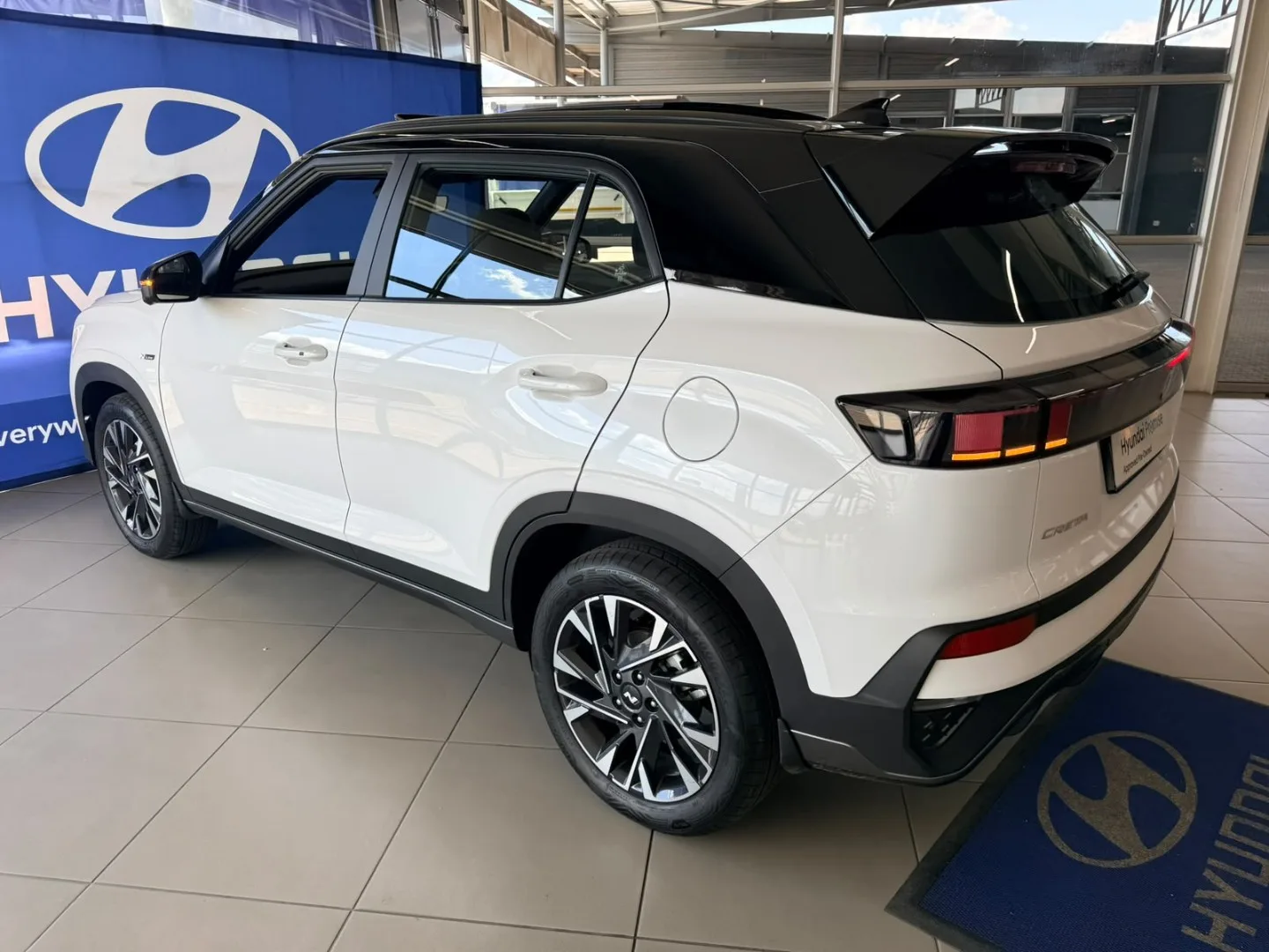 2026 Hyundai CRETA CRETA 1.5 TGDI NLINE DCT 2 TONE MY26 thumbnail 3